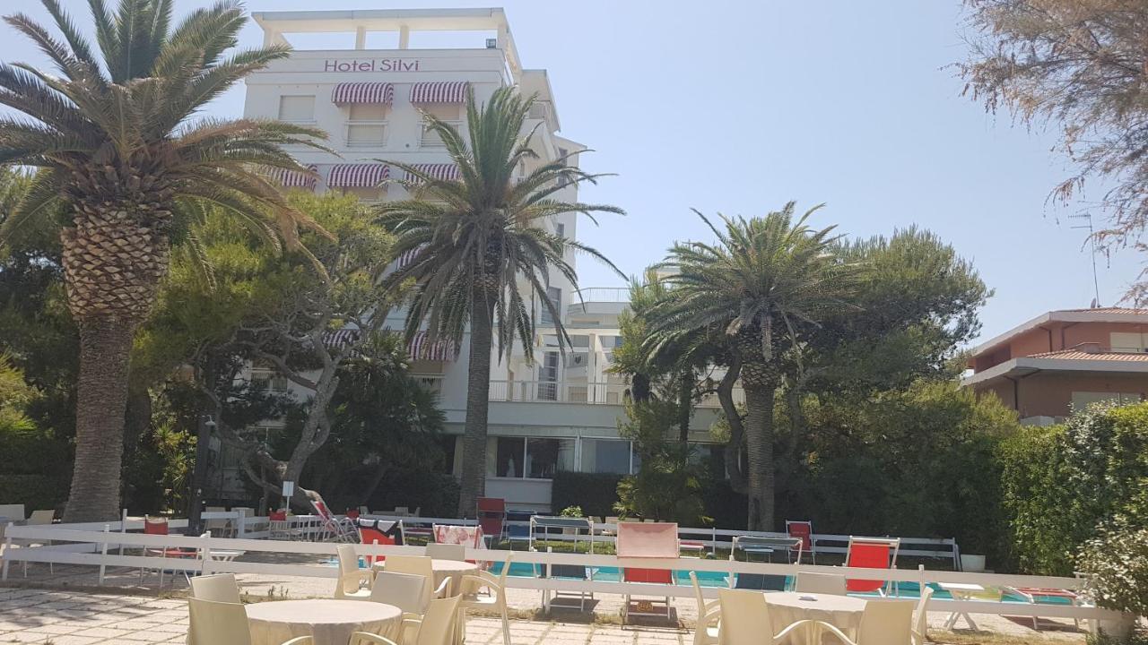 Hotel Silvi Silvi Marina Bagian luar foto